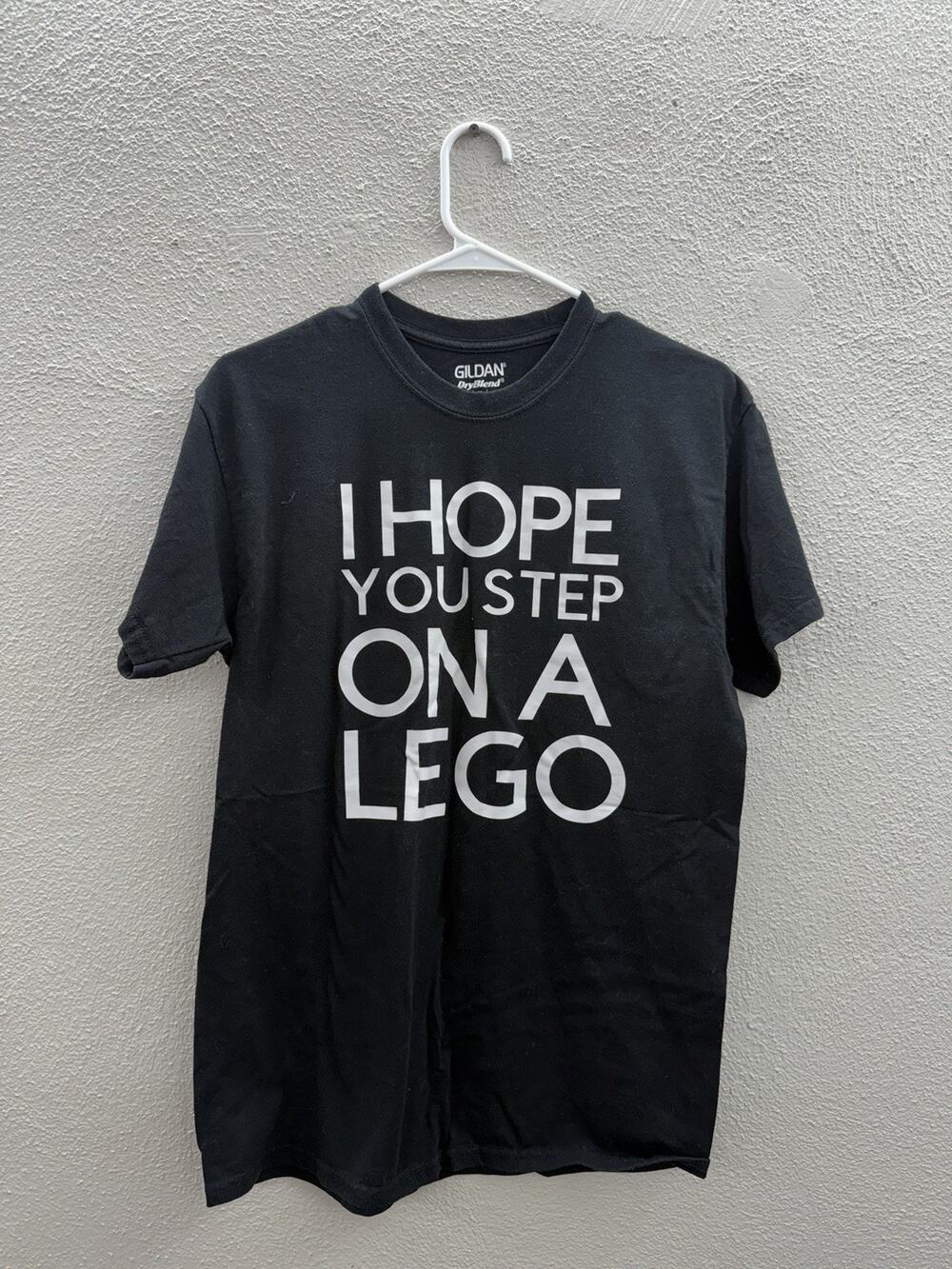 Gildan T-Shirt Size Medium Dryblend Short Sleeve Black Graphic Step on A Lego